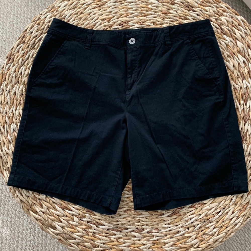 Lane Bryant Black Trouser Short sz 22